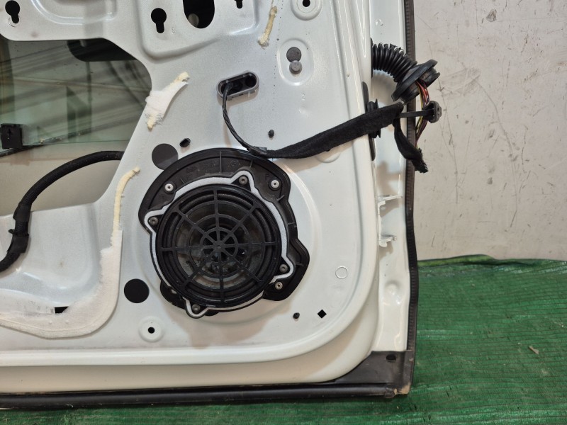 Recambio de puerta trasera izquierda para peugeot 5008 (0u_, 0e_) 1.6 hdi referencia OEM IAM   