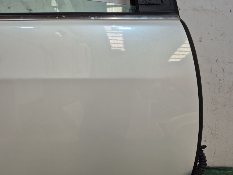 Recambio de puerta trasera derecha para peugeot 5008 (0u_, 0e_) 1.6 hdi referencia OEM IAM   