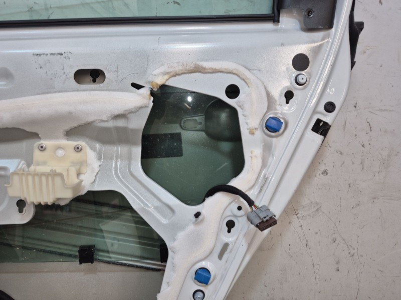 Recambio de puerta trasera derecha para peugeot 5008 (0u_, 0e_) 1.6 hdi referencia OEM IAM   