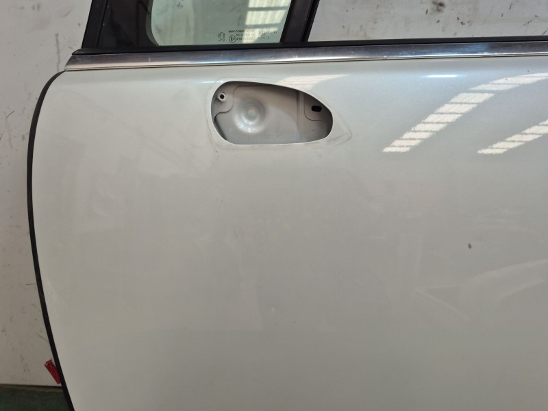 Recambio de puerta delantera izquierda para peugeot 5008 (0u_, 0e_) 1.6 hdi referencia OEM IAM   
