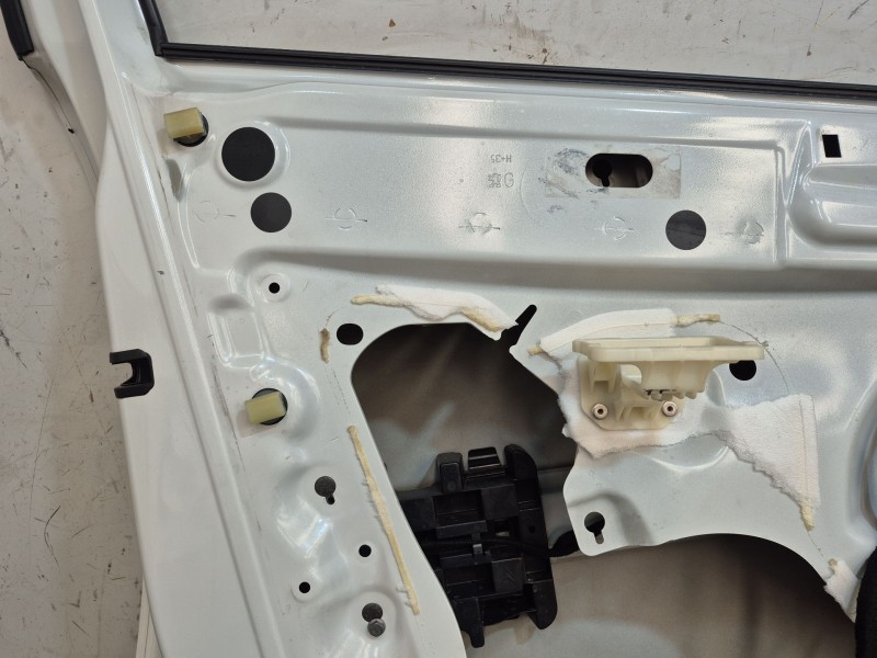 Recambio de puerta delantera izquierda para peugeot 5008 (0u_, 0e_) 1.6 hdi referencia OEM IAM   