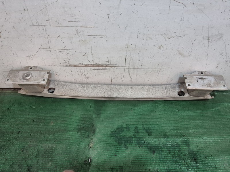 Recambio de refuerzo paragolpes delantero para opel astra j (p10) 1.4 (68) referencia OEM IAM   