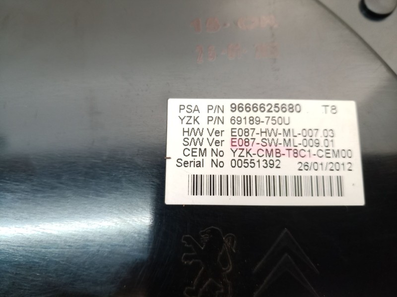 Recambio de cuadro instrumentos para peugeot 5008 (0u_, 0e_) 1.6 hdi referencia OEM IAM   