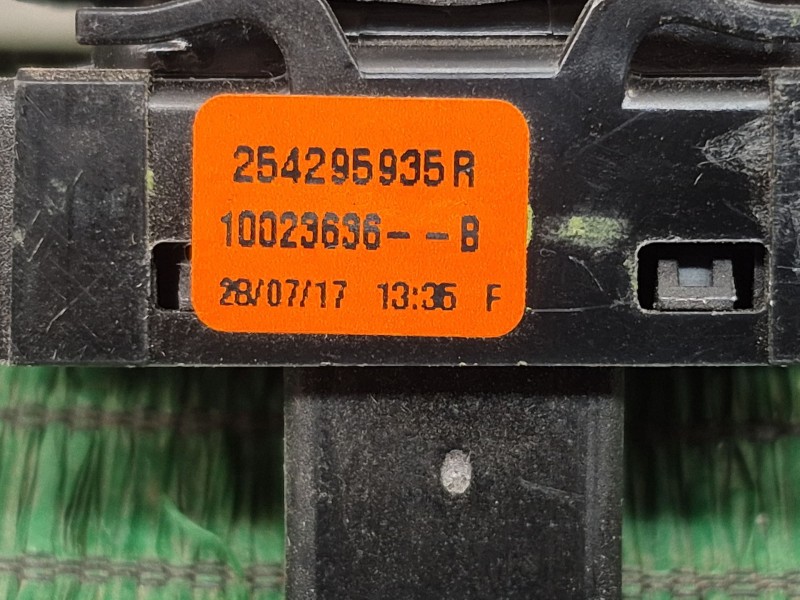 Recambio de interruptor para dacia sandero ii tce 90 (b8m1, b8ma) referencia OEM IAM   