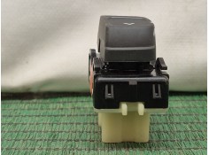 Recambio de mando elevalunas delantero izquierdo para dacia sandero ii tce 90 (b8m1, b8ma) referencia OEM IAM    2