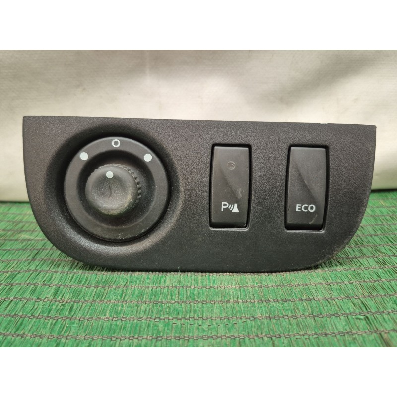 Recambio de mando retrovisor para dacia sandero ii tce 90 (b8m1, b8ma) referencia OEM IAM   