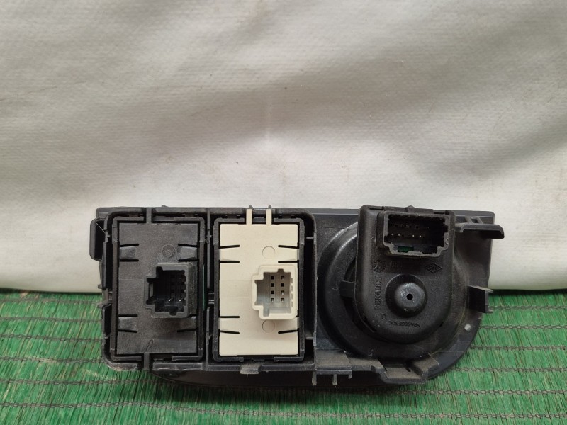 Recambio de mando retrovisor para dacia sandero ii tce 90 (b8m1, b8ma) referencia OEM IAM   