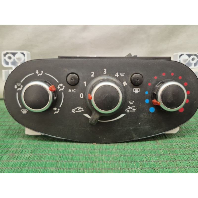 Recambio de mando climatizador para dacia sandero ii tce 90 (b8m1, b8ma) referencia OEM IAM   
