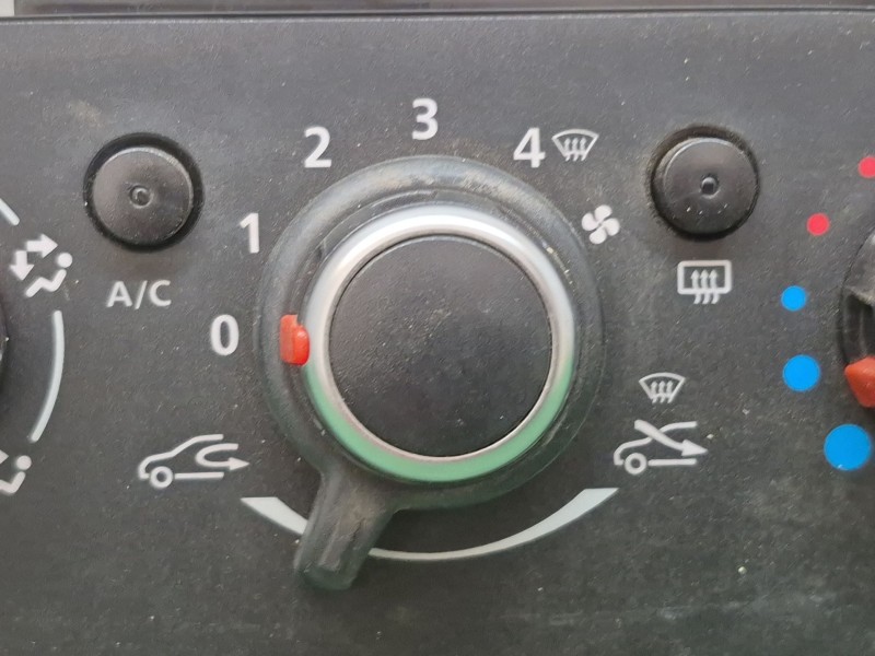 Recambio de mando climatizador para dacia sandero ii tce 90 (b8m1, b8ma) referencia OEM IAM   