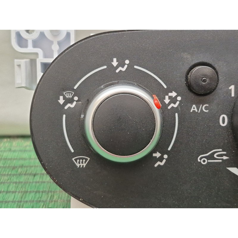 Recambio de mando climatizador para dacia sandero ii tce 90 (b8m1, b8ma) referencia OEM IAM   