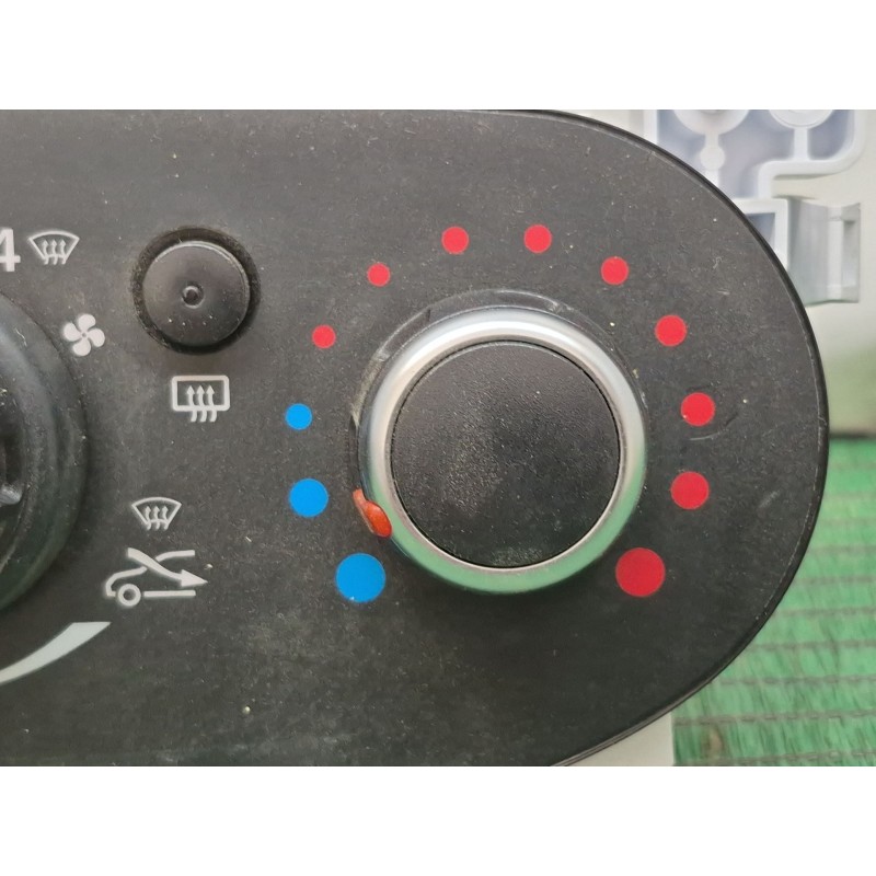 Recambio de mando climatizador para dacia sandero ii tce 90 (b8m1, b8ma) referencia OEM IAM   