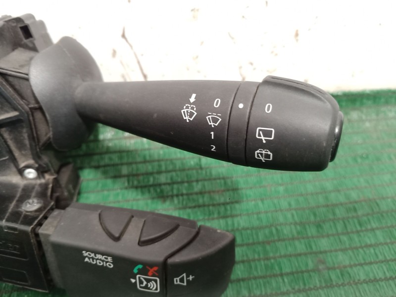 Recambio de mando multifuncion para dacia sandero ii tce 90 (b8m1, b8ma) referencia OEM IAM   