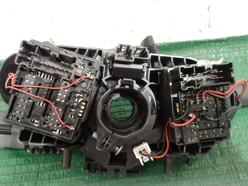 Recambio de mando multifuncion para dacia sandero ii tce 90 (b8m1, b8ma) referencia OEM IAM   