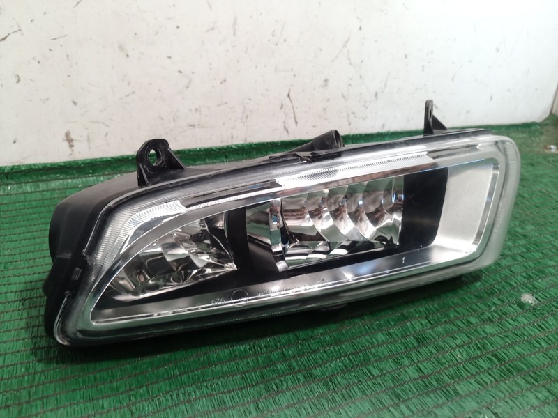 Recambio de faro antiniebla izquierdo para volkswagen polo v (6r1, 6c1) 1.2 referencia OEM IAM   