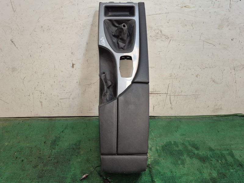 Recambio de consola central trasera para bmw 5 touring (e61) 520 d referencia OEM IAM   