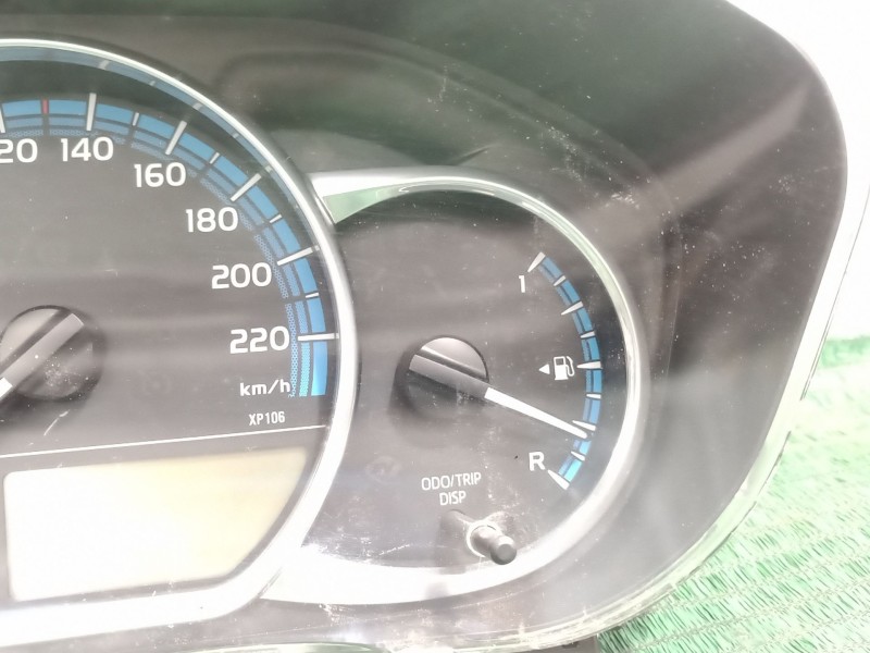 Recambio de cuadro instrumentos para toyota yaris (_p1_) 1.5 (ncp13_) referencia OEM IAM   