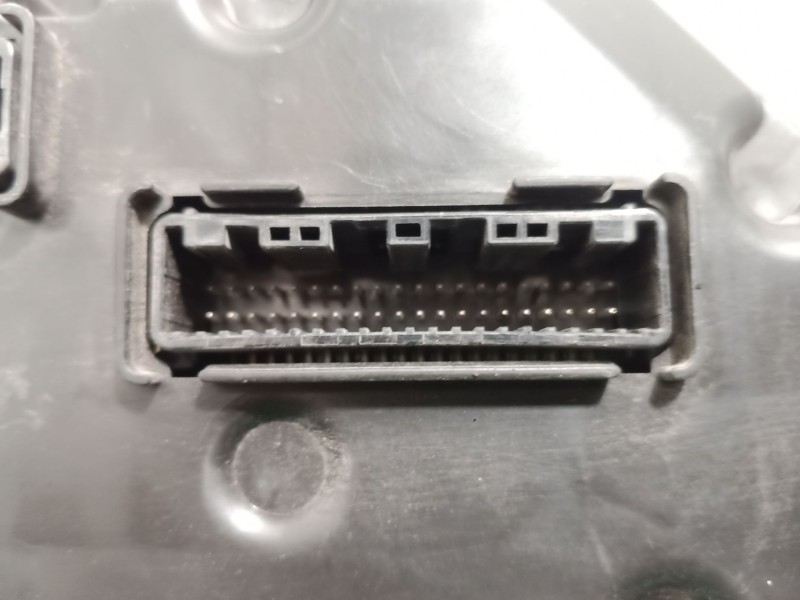 Recambio de cuadro instrumentos para toyota yaris (_p1_) 1.5 (ncp13_) referencia OEM IAM   