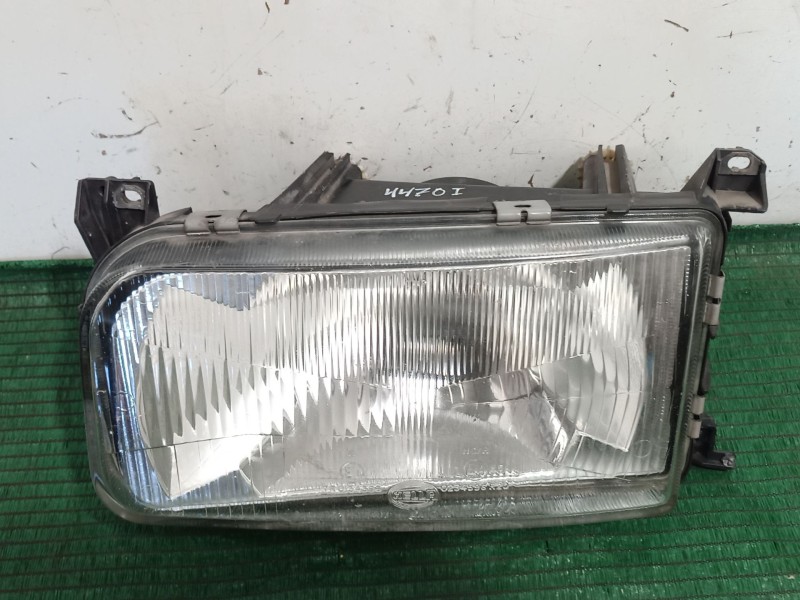 Recambio de faro izquierdo para volkswagen passat variant (315) cl referencia OEM IAM   