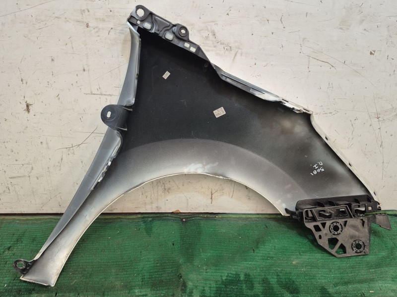 Recambio de aleta delantera izquierda para peugeot 5008 (0u_, 0e_) 1.6 hdi referencia OEM IAM   