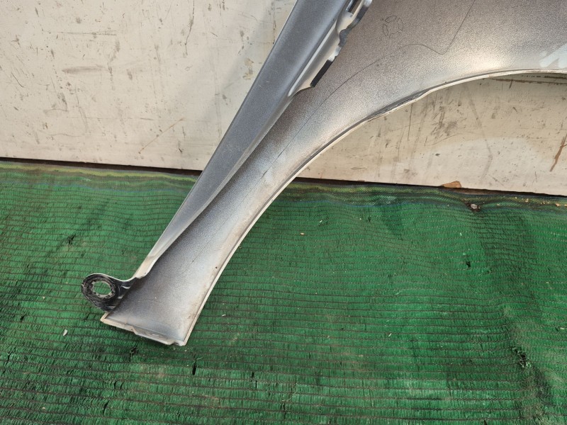 Recambio de aleta delantera izquierda para peugeot 5008 (0u_, 0e_) 1.6 hdi referencia OEM IAM   