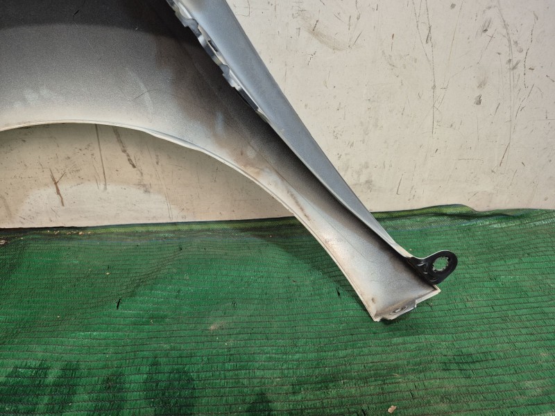 Recambio de aleta delantera derecha para peugeot 5008 (0u_, 0e_) 1.6 hdi referencia OEM IAM   