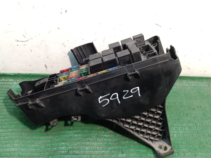 Recambio de caja reles / fusibles para volvo v70 ii (285) 2.4 t referencia OEM IAM   