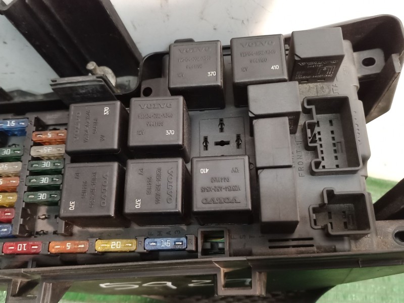 Recambio de caja reles / fusibles para volvo v70 ii (285) 2.4 t referencia OEM IAM   