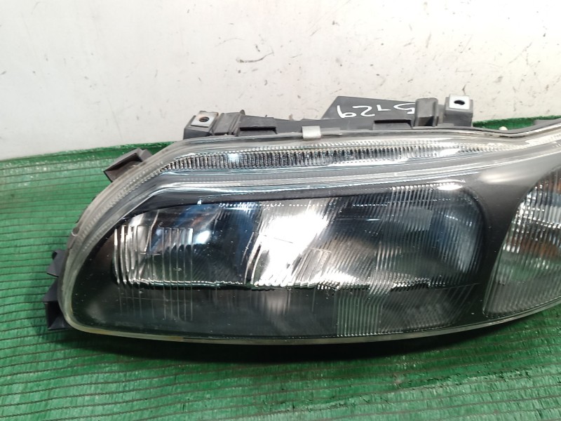 Recambio de faro izquierdo para volvo v70 ii (285) 2.4 t referencia OEM IAM   