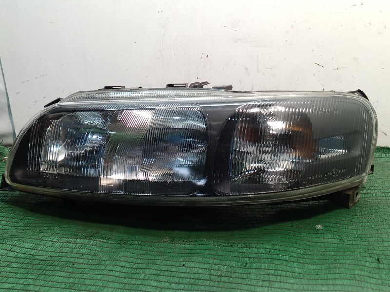 Recambio de faro izquierdo para volvo v70 ii (285) 2.4 t referencia OEM IAM   