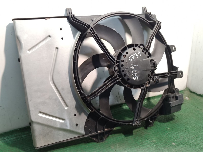 Recambio de electroventilador para citroën c4 cactus 1.2 thp 110 referencia OEM IAM   