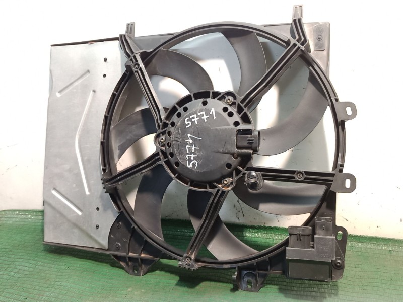 Recambio de electroventilador para citroën c4 cactus 1.2 thp 110 referencia OEM IAM   