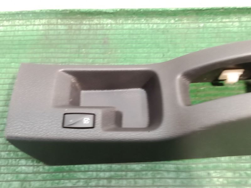 Recambio de moldura interior para dacia sandero ii tce 90 (b8m1, b8ma) referencia OEM IAM 363152593R 363152593R 363152593R