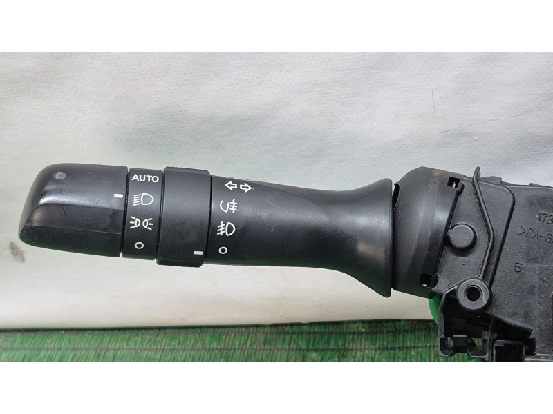 Recambio de mando multifuncion para toyota yaris (_p13_) 1.5 hybrid (nhp130_) referencia OEM IAM   