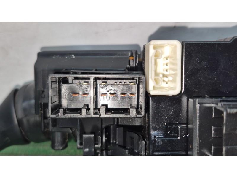 Recambio de mando multifuncion para toyota yaris (_p13_) 1.5 hybrid (nhp130_) referencia OEM IAM   