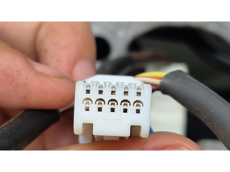 Recambio de volante para toyota yaris (_p13_) 1.5 hybrid (nhp130_) referencia OEM IAM   