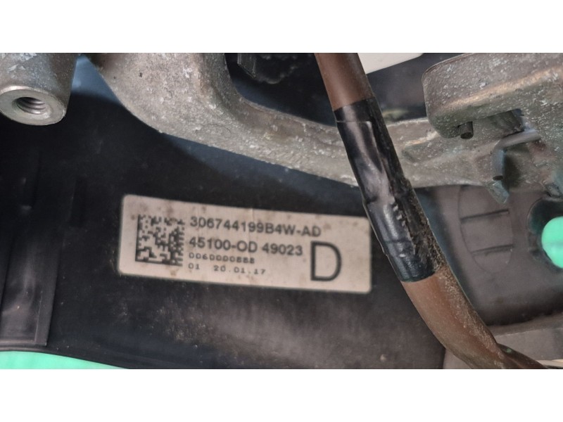 Recambio de volante para toyota yaris (_p13_) 1.5 hybrid (nhp130_) referencia OEM IAM   