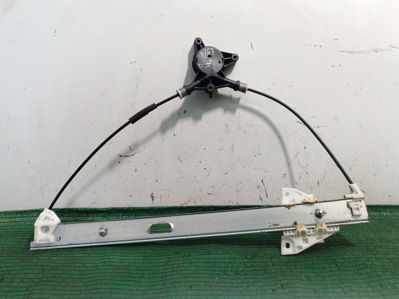 Recambio de elevalunas delantero izquierdo para mazda 3 (bl) 1.6 mzr (bl14) referencia OEM IAM   