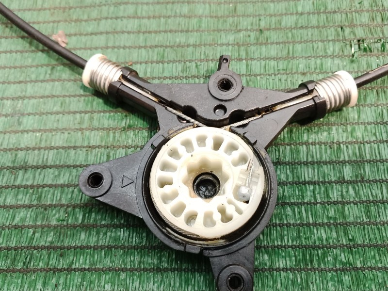 Recambio de elevalunas delantero derecho para mazda 3 (bl) 1.6 mzr (bl14) referencia OEM IAM   