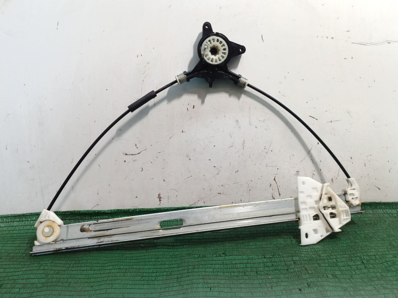 Recambio de elevalunas delantero derecho para mazda 3 (bl) 1.6 mzr (bl14) referencia OEM IAM   