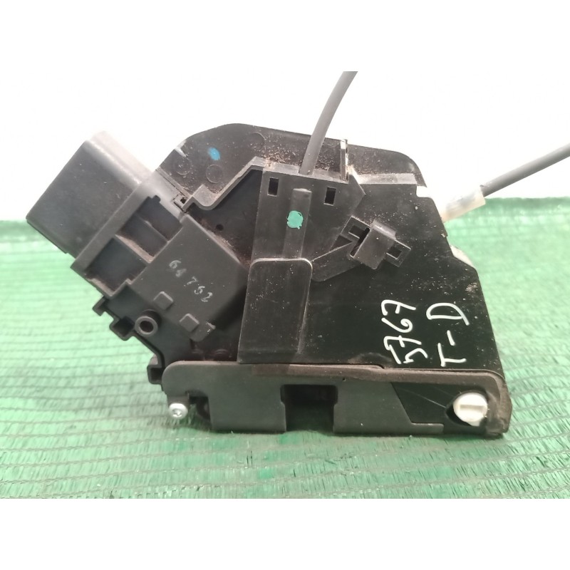 Recambio de cerradura puerta trasera derecha para mazda 3 (bl) 1.6 mzr (bl14) referencia OEM IAM   