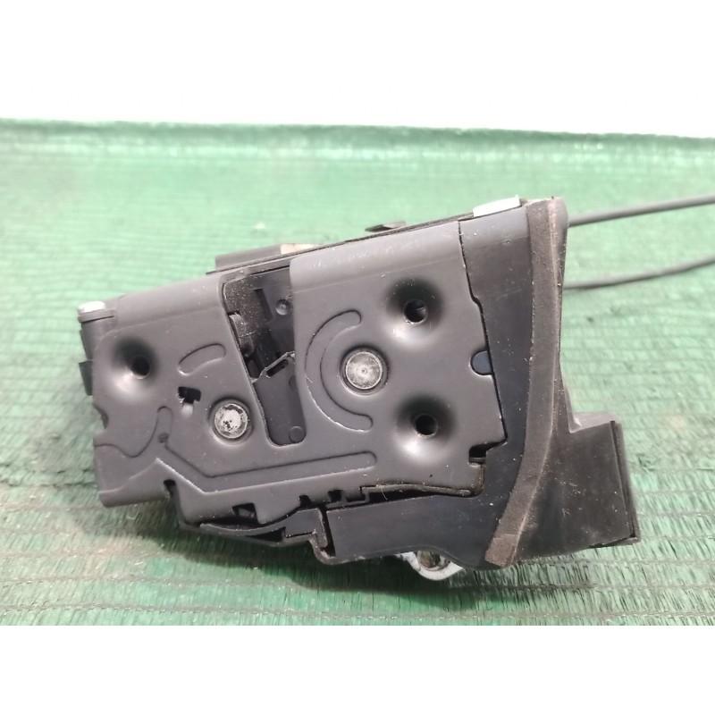 Recambio de cerradura puerta trasera derecha para mazda 3 (bl) 1.6 mzr (bl14) referencia OEM IAM   