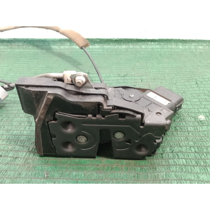 Recambio de cerradura puerta delantera derecha para mazda 3 (bl) 1.6 mzr (bl14) referencia OEM IAM   