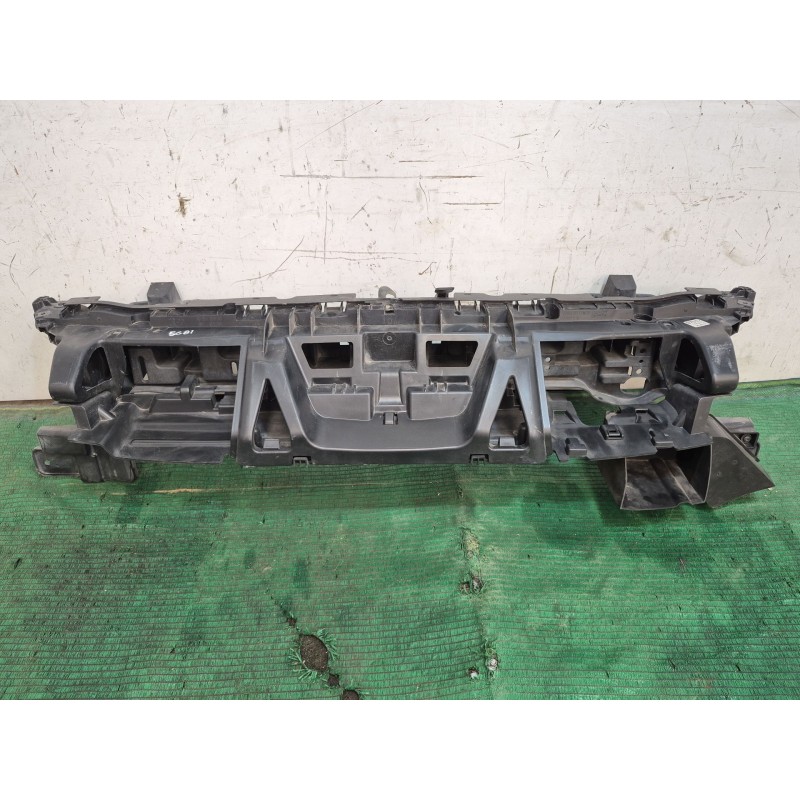 Recambio de travesaño superior para peugeot 5008 (0u_, 0e_) 1.6 hdi referencia OEM IAM   