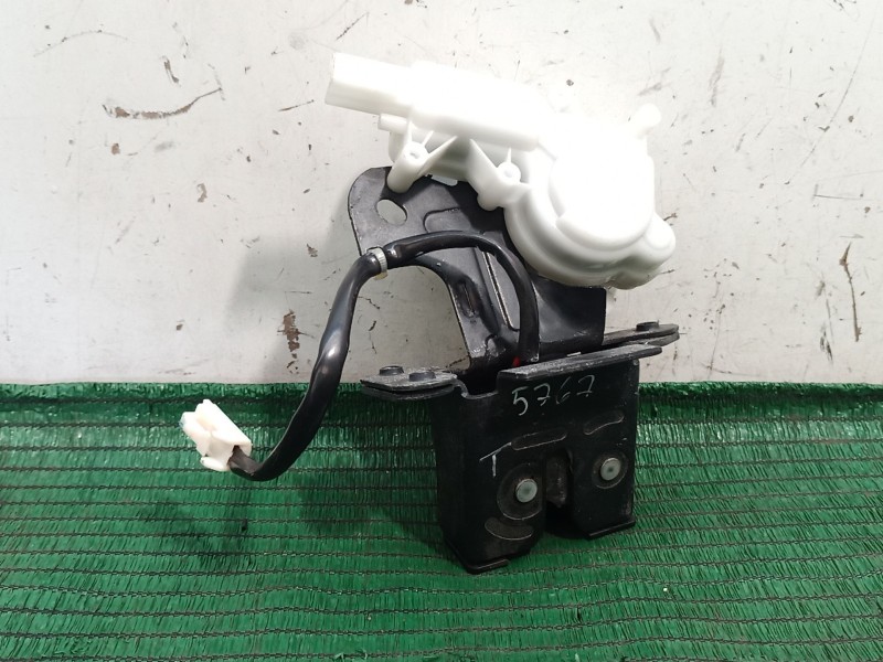 Recambio de cerradura maletero / porton para mazda 3 (bl) 1.6 mzr (bl14) referencia OEM IAM   