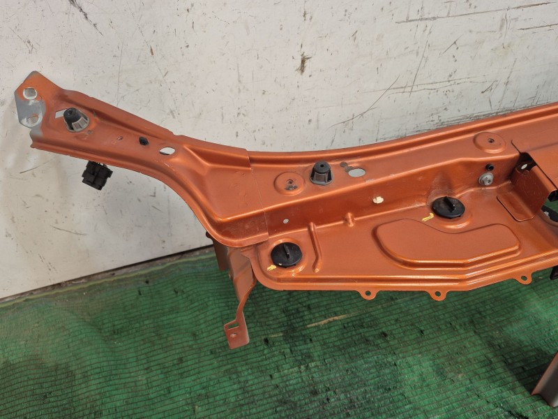 Recambio de travesaño superior para dacia sandero ii tce 90 (b8m1, b8ma) referencia OEM IAM   