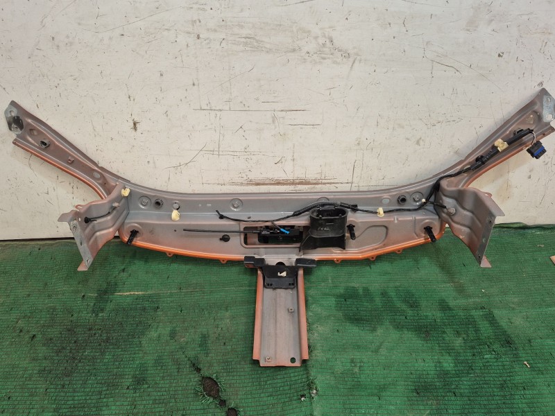 Recambio de travesaño superior para dacia sandero ii tce 90 (b8m1, b8ma) referencia OEM IAM   