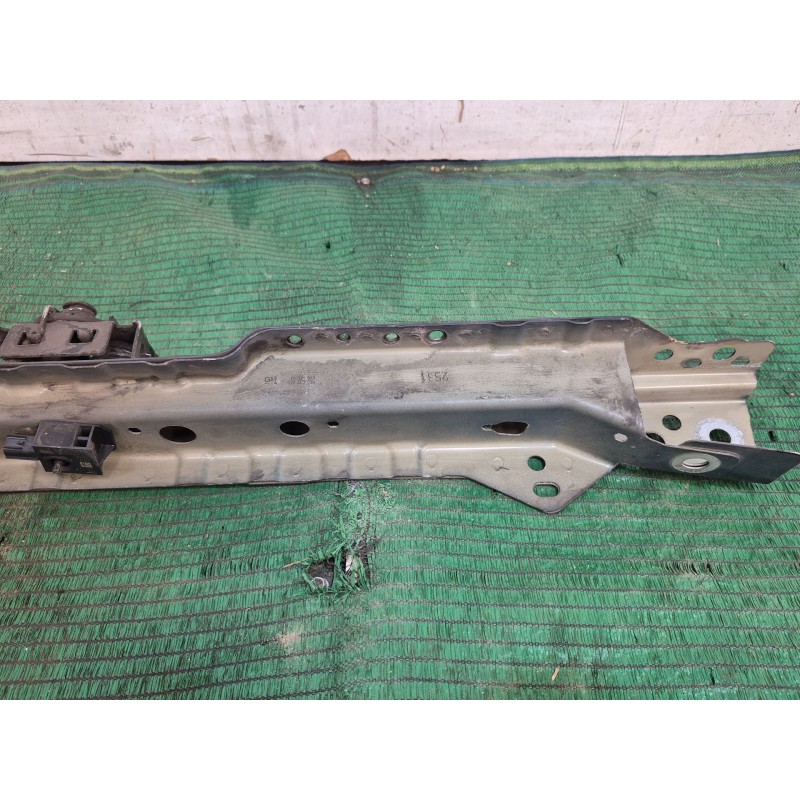 Recambio de travesaño superior para opel astra j (p10) 1.4 (68) referencia OEM IAM   