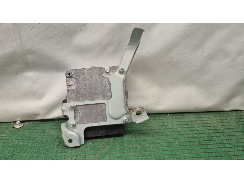 Recambio de modulo electronico para toyota yaris (_p13_) 1.5 hybrid (nhp130_) referencia OEM IAM   