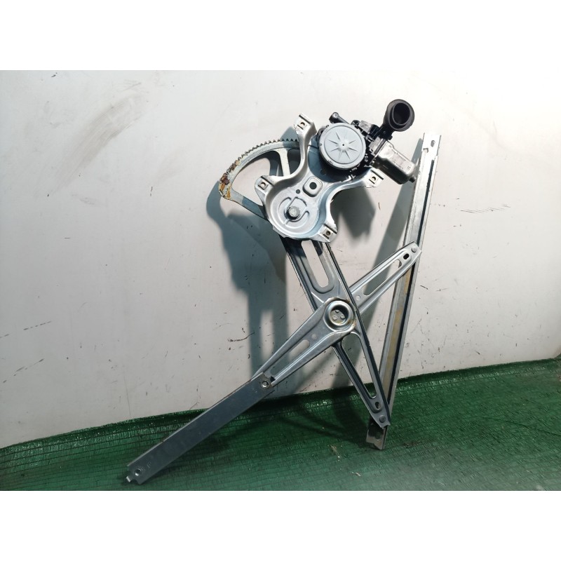 Recambio de elevalunas delantero derecho para toyota yaris (_p13_) 1.5 hybrid (nhp130_) referencia OEM IAM   