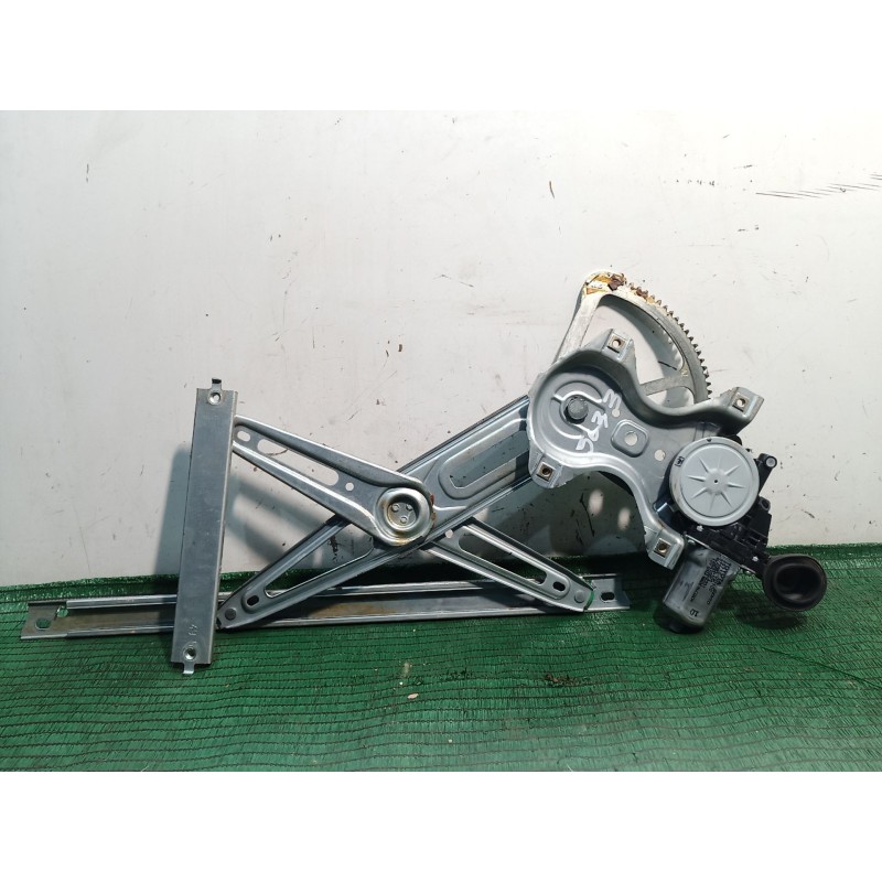 Recambio de elevalunas delantero derecho para toyota yaris (_p13_) 1.5 hybrid (nhp130_) referencia OEM IAM   